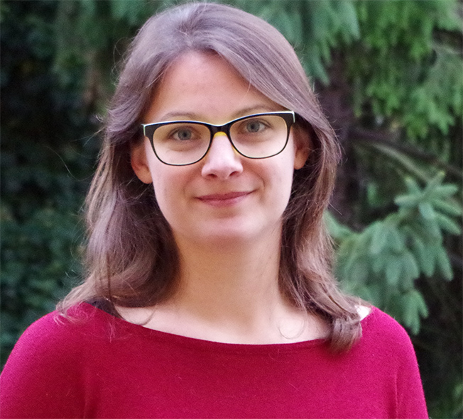 cynthia calligaro team pdf presentation brief elevator speech Spartha Medical Device Strasbourg Alsace Innovation startup Coatings Antimicrobial Anti-inflammatory Personalised Implants Nosocomial Infections Antibiotic substitutes peri-implantitis infected wound care hospital surgery